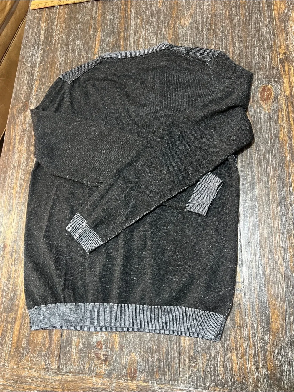 Joseph Abboud Two-Tone Gray V-Neck Sweater with Elbow Patches
